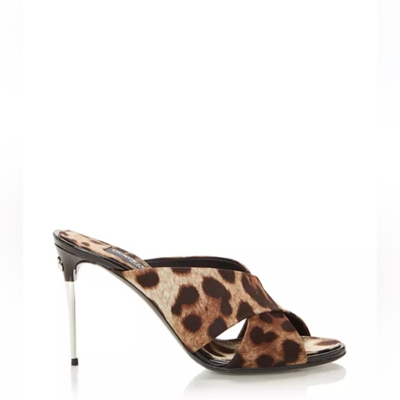 Dolce & Gabbana 
 Leopard-Printed Satin Mules - Picture 4 of 7